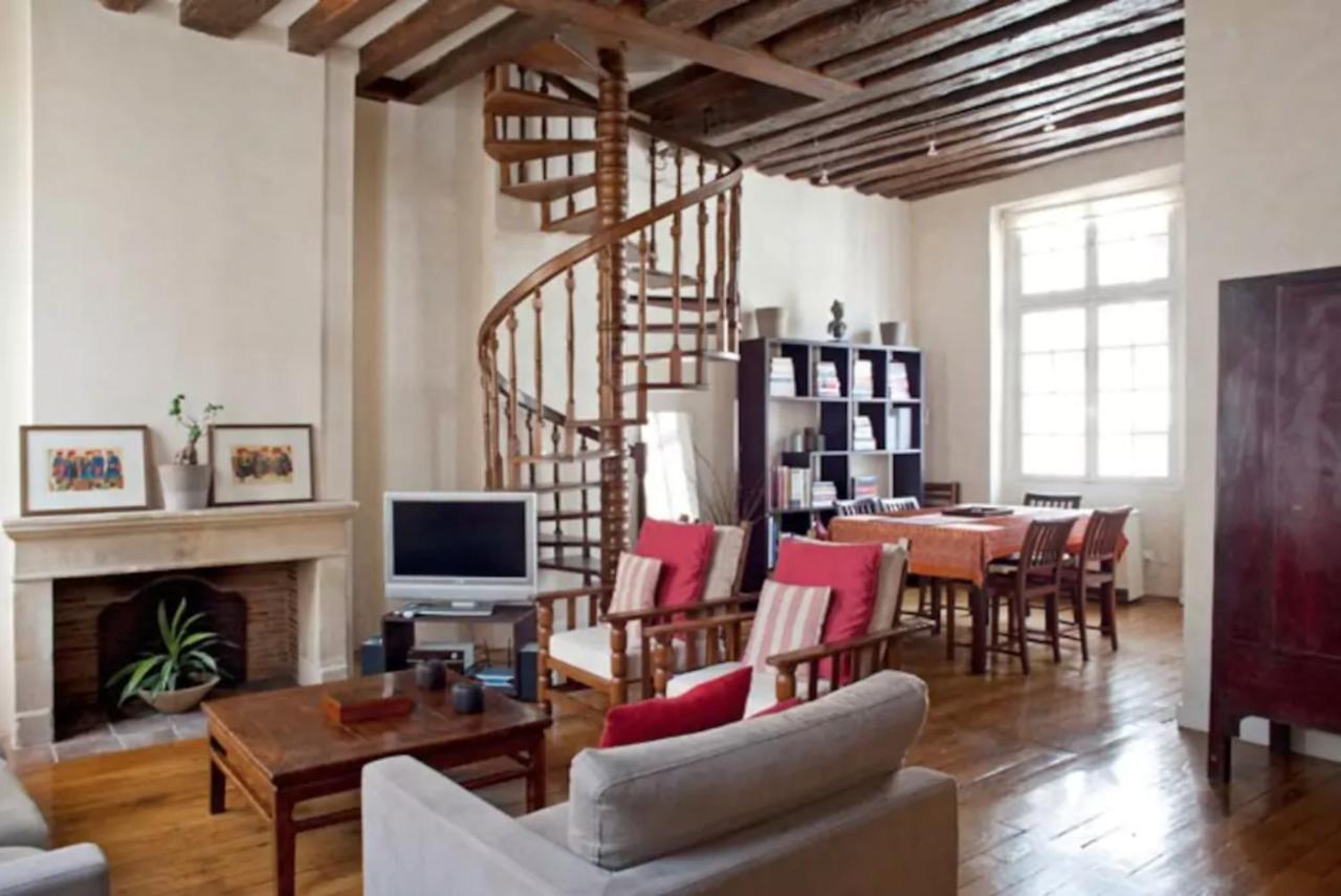 Charming Cosy Triplex In Trendy Marais Apartment Paris Exterior photo